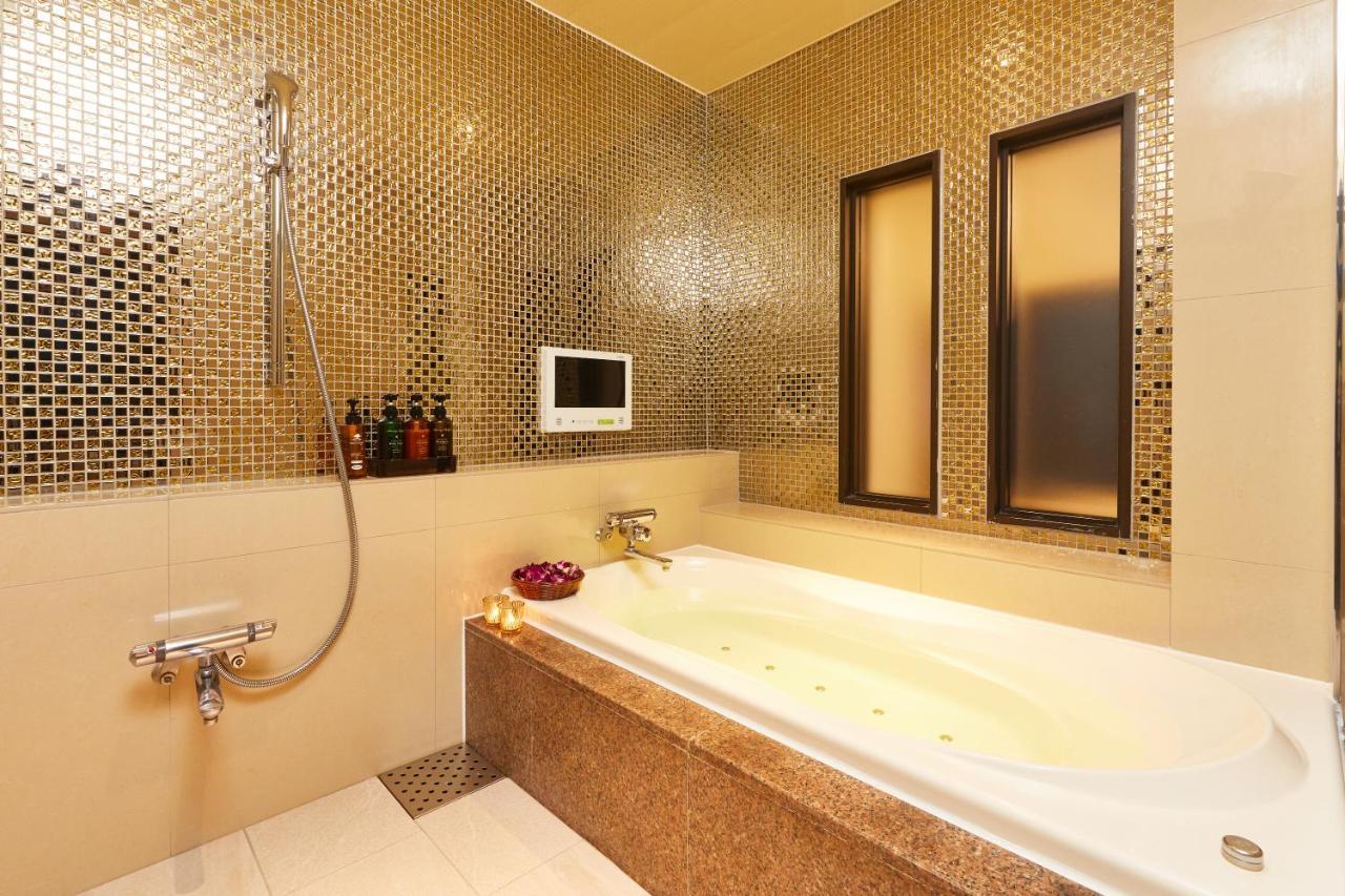 Hotel Artia Nagoya (Adults Only) Kitanagoya Экстерьер фото